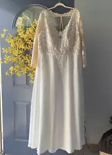 June Bridals Wedding Dress 24W Boho Beach Curvy Chic Floor Length