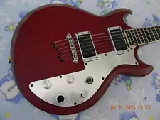 Ibanez 2003 Korean made AXS32 Set Neck ,Kind of Rare, With Hardshell Molded Case