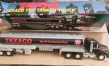 1994 Texaco toy truck vintage Oil Tanker * New In Worn Box Lights N Sound