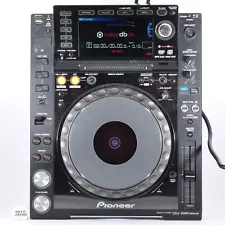 Pioneer CDJ-2000nexus Pro DJ Multi Player Digital Turntable CDJ2000NXS Used FmJP