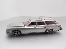 1974 BUICK LESABRE ESTATE WAGON 2023 AUTO WORLD VINTAGE MUSCLE 1:64 DIE-CAST