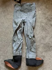 Simms Womens M-Full Gore-Tex Fishing Waders *