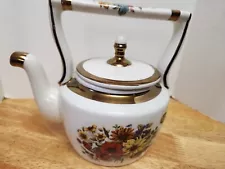 Vintage Arthur Wood Porcelain Floral daisys Teapot Made In England