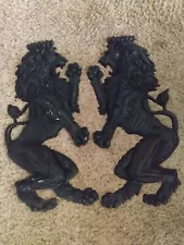 Driveway Gate Crests, Rampant Britannic Fighting Lions, Cast Aluminum 14" x 30"