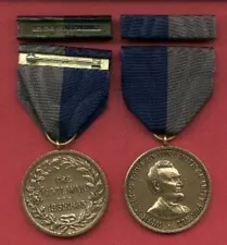 US Army Civil War medal showing President Lincoln 1861-1865