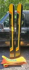 RARE STINGER JUMPING WATERSKIS JUMPERS 71” HONEYCOMB With BAG