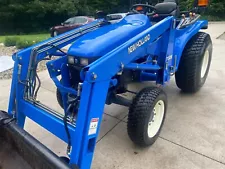 New Holland TC29 with front end loader-4X4