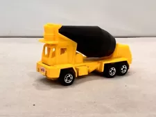 Hot Wheels Oshkosh Cement Mixer Yellow & Black-Basic Wheels Malaysia 1991- MINT