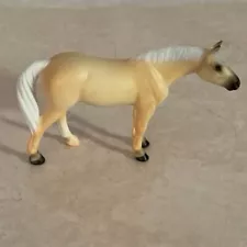 Breyer Stablemate SM Pastel Palomino Quarter Horse #6226 aka Para dressage