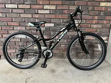 TREK PRECALIBER 24" 21-SPEED BLACK MOUNTAIN BIKE