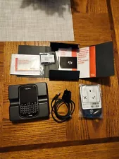 BLACKBERRY BOLD 9930 8GB 5.0MP SMARTPHONE BLACK VERIZON - NEW with Box