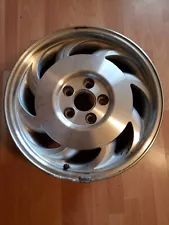 Preowned 17x 9.5 C4 Corvette Sawblade Wheel.