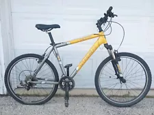 Trek 4300 24 Speed Men's Mountain Bike ð² Aluminum Frame Yellow/Silver 2005 19.5