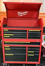 Milwaukee 48-22-8510-8520 16-Drawer Tool Chest - Red