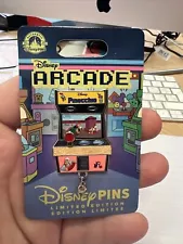 Disney Parks Arcade Game Machine Pinocchio Figaro Geppetto LE Pin