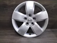 Nissan Altima, 2007, 2008, 16-inch, Bolt-On, Silver, factory hubcap, Cap #3