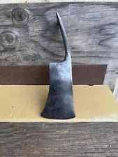 Vintage unknown maker Pulaski axe head, 1 side heavily pitted.