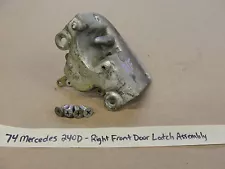 1974 Mercedes Benz 240D W114 W115 RIGHT FRONT DOOR LOCK LATCH CATCH PIN W/SCREWS (For: 1974 Mercedes-Benz 240D)