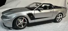 MAISTO - 2010 FORD MUSTANG ROUSH 427R CONVERTIBLE - 1/18 DIECASTm (165-03)