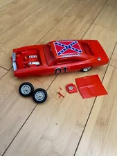 (MPC I THINK) DUKES OF HAZZARD GENERAL LEE 1969 DODGE CHARGER CAR MODEL KIT