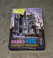 The Addams Family Haunted House Model Kit 1995 Polar Lights 5002 Complete