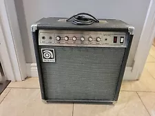 ampeg G-110