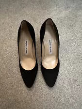 Manolo Blahnik Tucciototo 90MM Block-Heel Suede Pumps