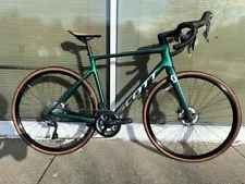 2022 SCOTT Addict 20 Carbon Ultegra Road Bike Prism Green 56cm Retail $4200