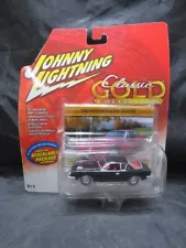 Johnny Lightning Classic Gold Collection 1963 Studebaker Avanti