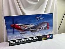 1/32 SCALE MODEL KIT TAMIYA North American P-51D Mustang Airplane