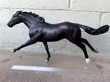 Breyer #597 RUFFIAN dark bay thoroughbred Legendary Racing Filly 2006-2007