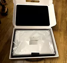 Silver MacBook Pro Late 2011 15” (i7 3rd Gen/2.4GHz/16gb/5006gb SSD/High Sierra)