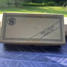 Smith & Wesson Model 36 Chiefs Nickel 38 Special 3” Barrel Factory Box Contents