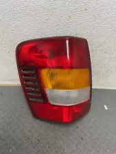 1999-2004 Jeep Grand Cherokee WJ Left Driver Lh Tail Light Oem C5401 DG1