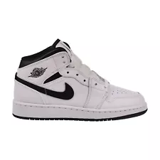 Air Jordan 1 Mid (GS) Big Kids' Shoes Black-White DQ8423-132