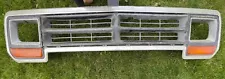 1985/93 Dodge Ram Pickup Truck Ramcharger Front Grille / complete D/W Grill