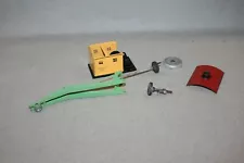 AMERICAN FLYER PARTS LOT FOR A CRANE CAR