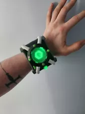 Ben 10 Ten Deluxe Omnitrix Toy Lights & Sounds Playmates 2017 Works