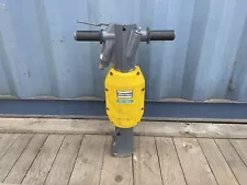 Atlas Copco TEX P60 S Pneumatic Breaker 1 1/4"x 6" Concrete Hammer Construction