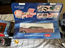 1958 LINCOLN CONTINENTAL MKIII SUN STAR 1/18 PLATINUM EDITION PINK XRARE!!