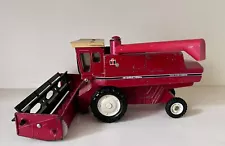 ERTL INTERNATIONAL HARVESTER 1:32 AXIAL-FLOW COMBINE-No. 413-GOOD-WORTH A LOOK