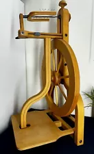 Vintage Schacht Matchless Spinning Wheel Maple wood 1989- No Bobbin