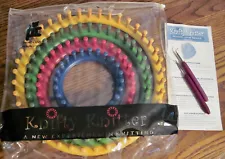 Provo Craft Knifty Knitter Knitting Looms Hooks & Instructions 4 Looms & 2 Hooks