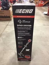 NEW ECHO DPAS-2600SBC1 ATTACHMENT SERIES STRING TRIMMER W/ 2.5 BATTERY & CHARGER