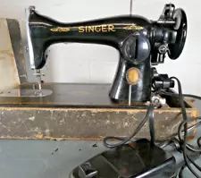 Vintage 1951 Singer Sewing Machine - Working with Light, Foot Pedal and Case