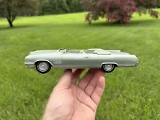 Vintage, Amt?, 1964 Buick Wildcat Convertible, PROMO, 1/25 Plastic Model, PARTS