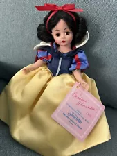 Madame Alexander Snow White 9” Doll Made Exclusively For Disney w/Box & Tag #54S