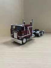 1/64 DCP Red 352 Peterbilt Cabover