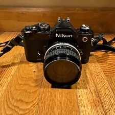 Nikon FM Black 35mm Film Camera 24mm Lens Japan