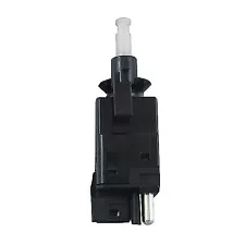 For Mercedes W124 R129 W140 R170 W201 W202 Brake Light Switch Genuine 0015450109 (For: Mercedes-Benz E500)